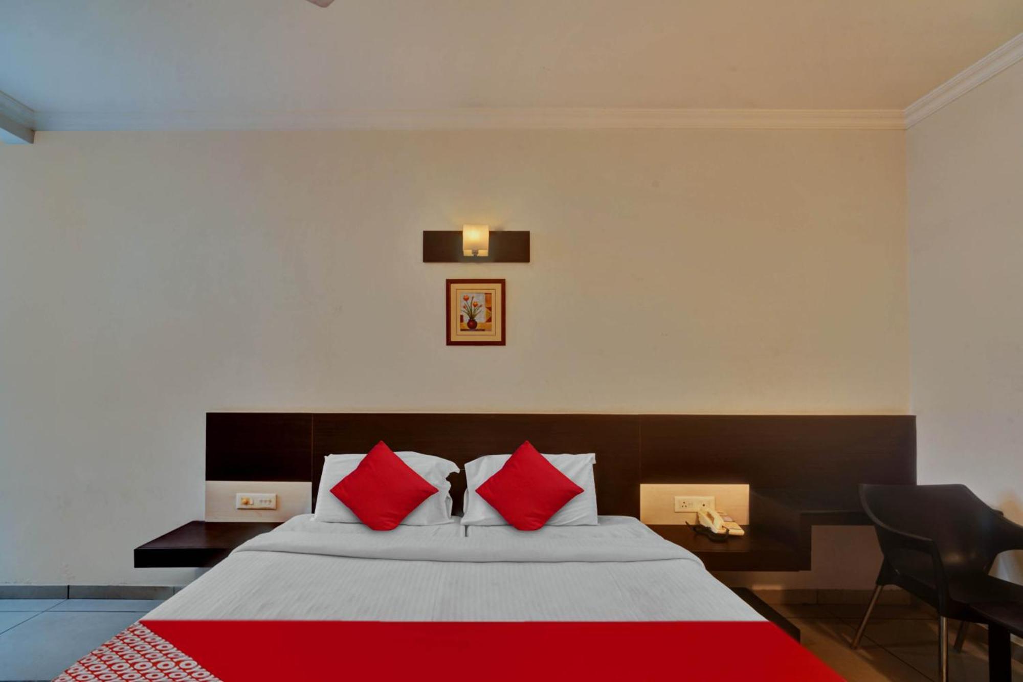 Hotel O Jk Inn Tirupur Esterno foto