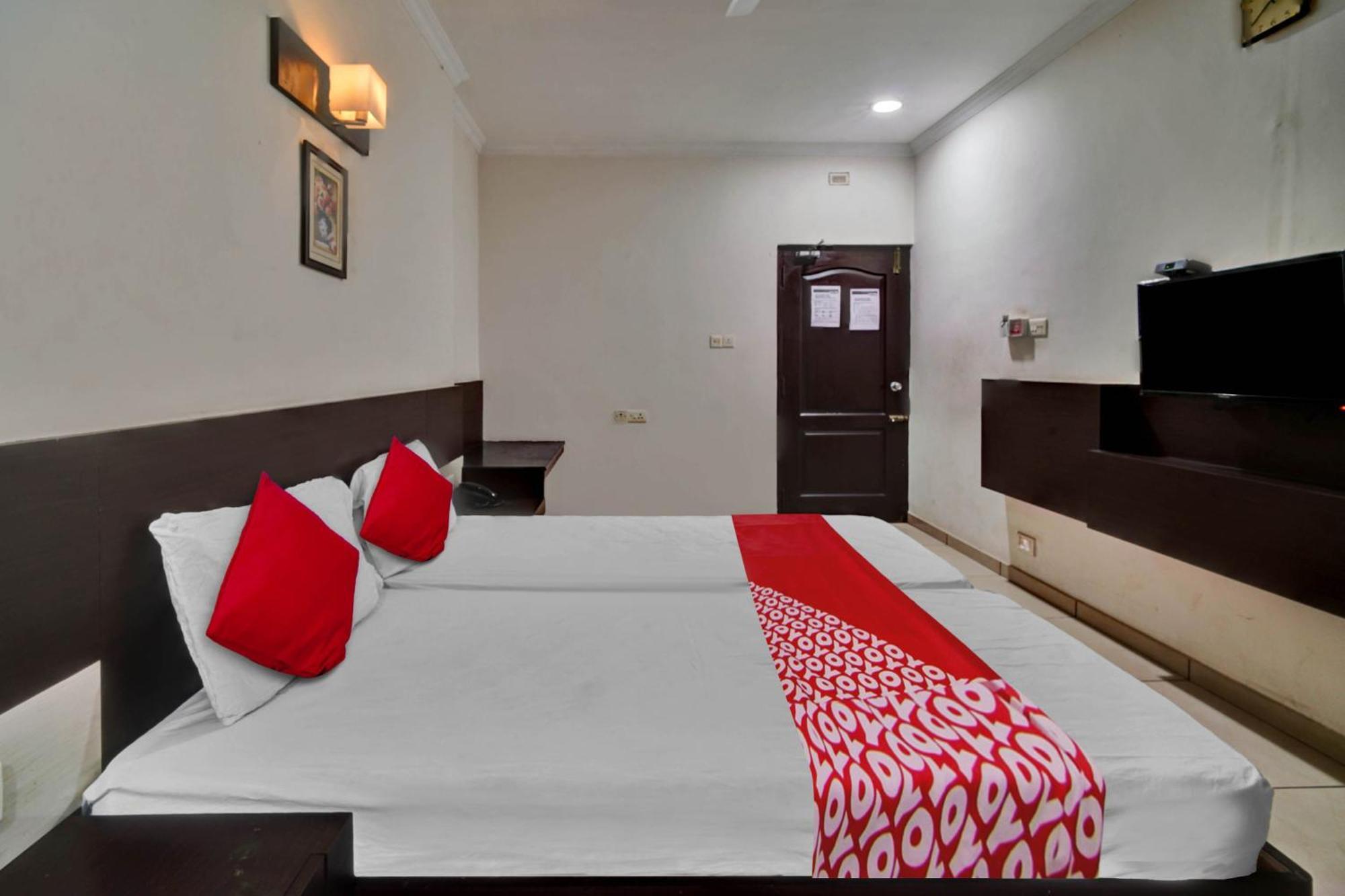 Hotel O Jk Inn Tirupur Esterno foto