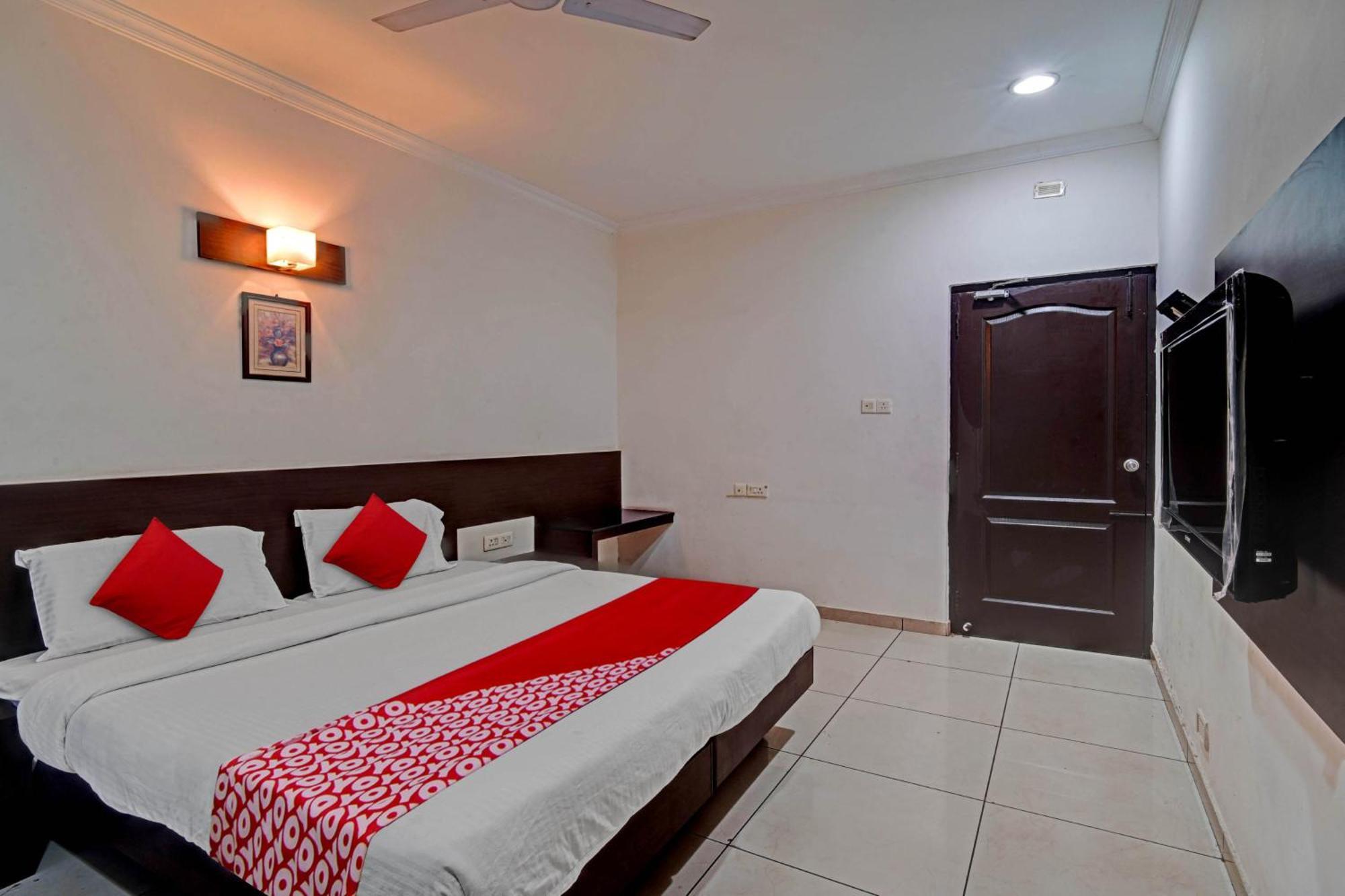 Hotel O Jk Inn Tirupur Esterno foto