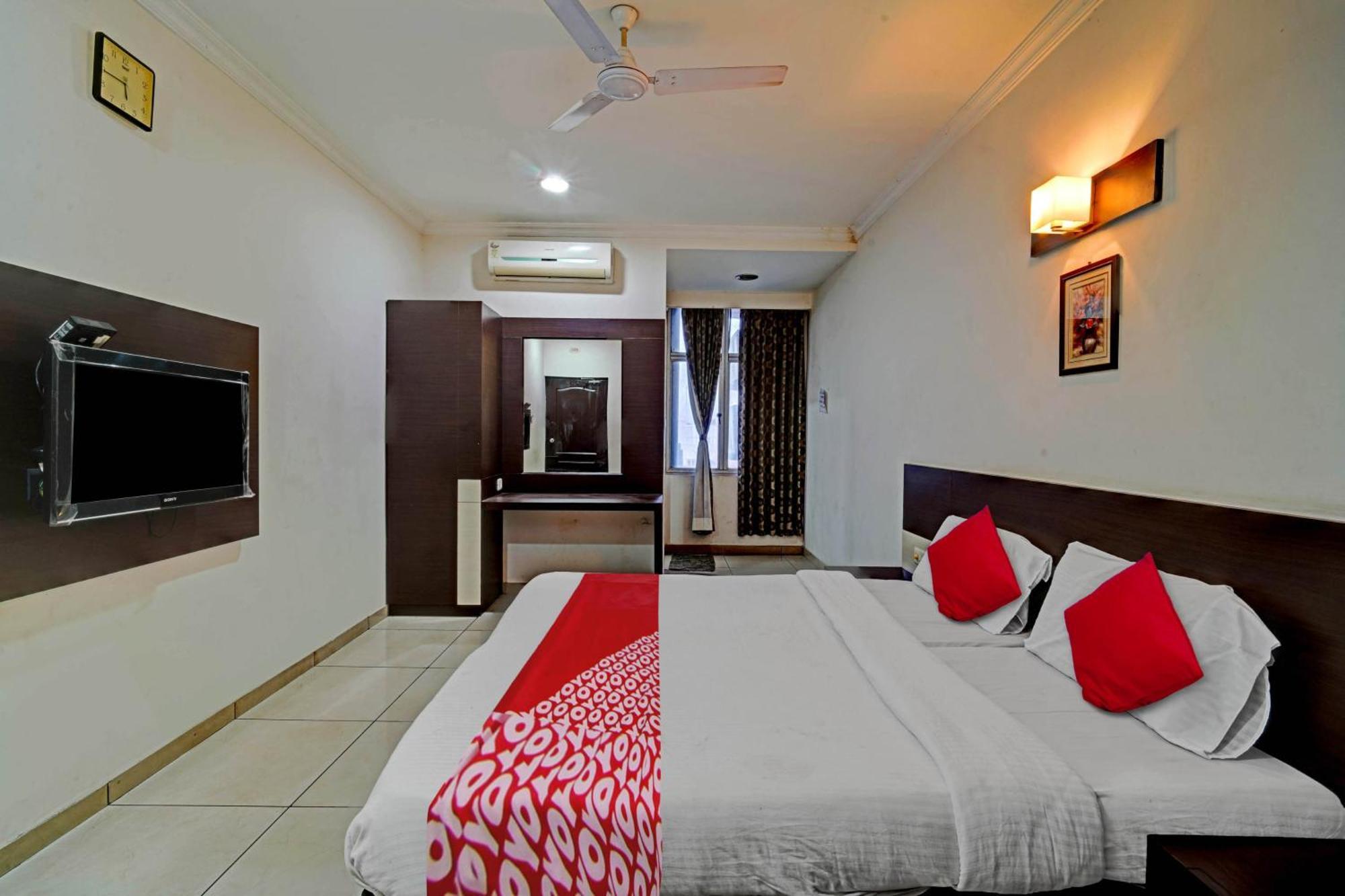 Hotel O Jk Inn Tirupur Esterno foto