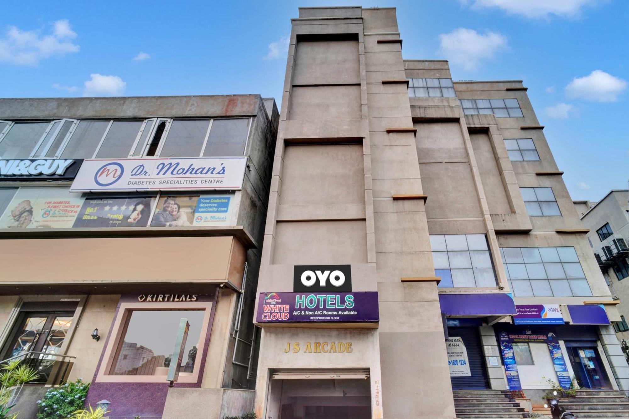 Hotel O Jk Inn Tirupur Esterno foto